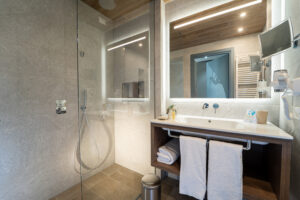 Gallery Thumbnail 1